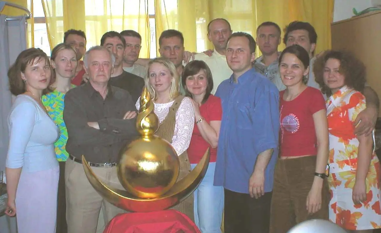 Е. Остер, И. Профатило, А. Богомолов, В. М. Монтлевич, С. Коротков, В.
                     Чихичен, О, Чихичена, Г. Чурин, О, Чурина, А. Профатило, О. Волошановский, С. Топорков, О. Волошановская, Н. Парастаев, М. Парастаева